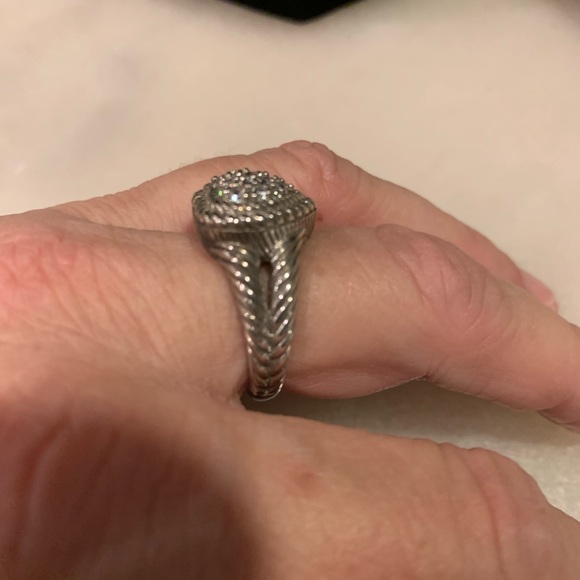Judith Ripka 8.75 size SS ring with CZ stones - Picture 3 of 5